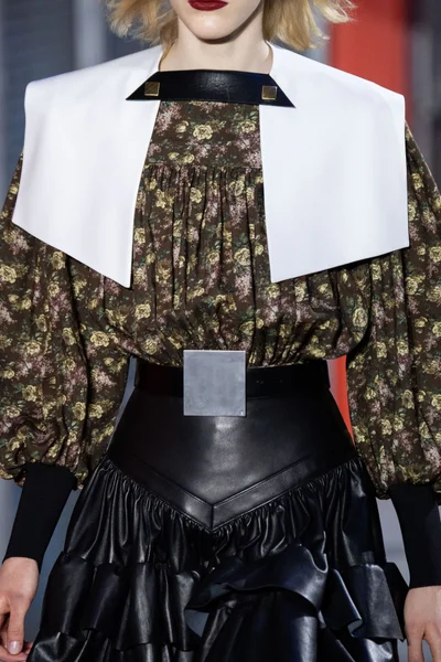 Look 71